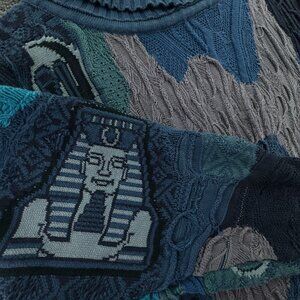 COOGI Australia Egypt Sphinx Pharaoh Women Medium Cotton Blue Knit Mock Neck